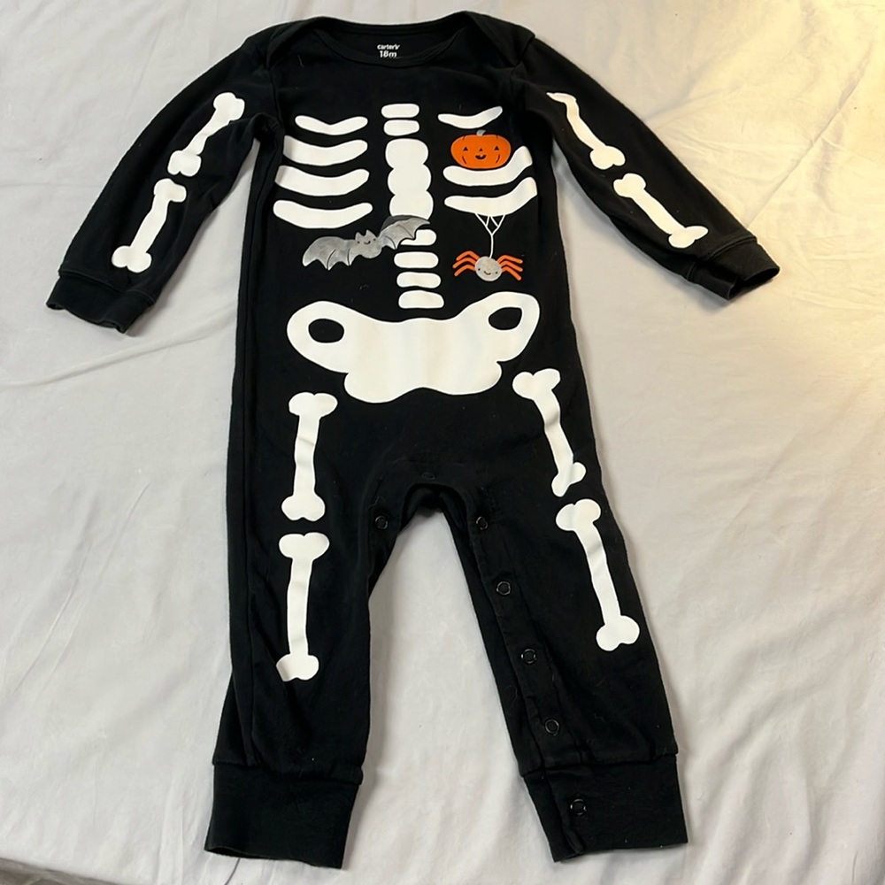 18M Carter’s skeleton romper